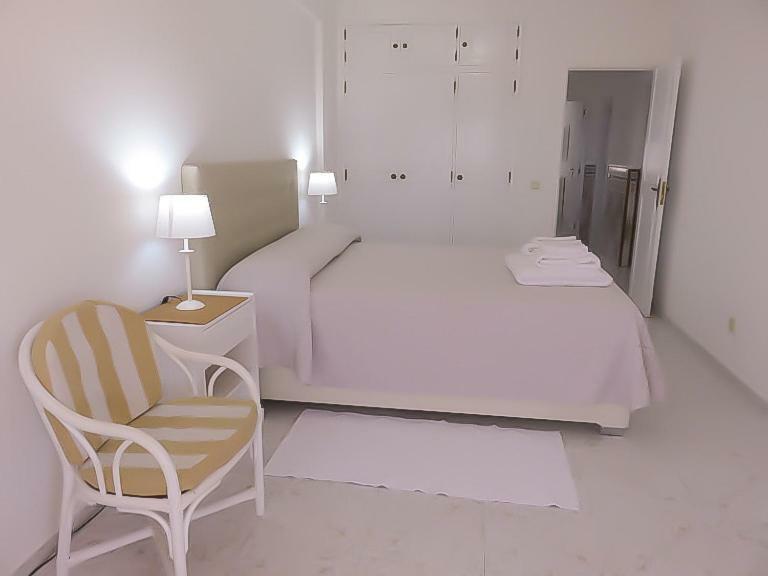Seasun Vacation Rentals - Beach Монте-Гордо Экстерьер фото